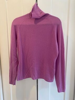 Women's Pink Cashmere Turtleneck Sweater